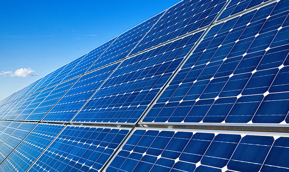 Modern solar shingles for commercial buildings