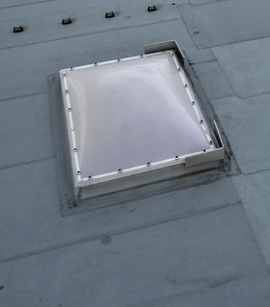 Skylight on flat roof